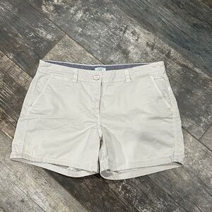 Crown & Ivy Women's Cream Shorts